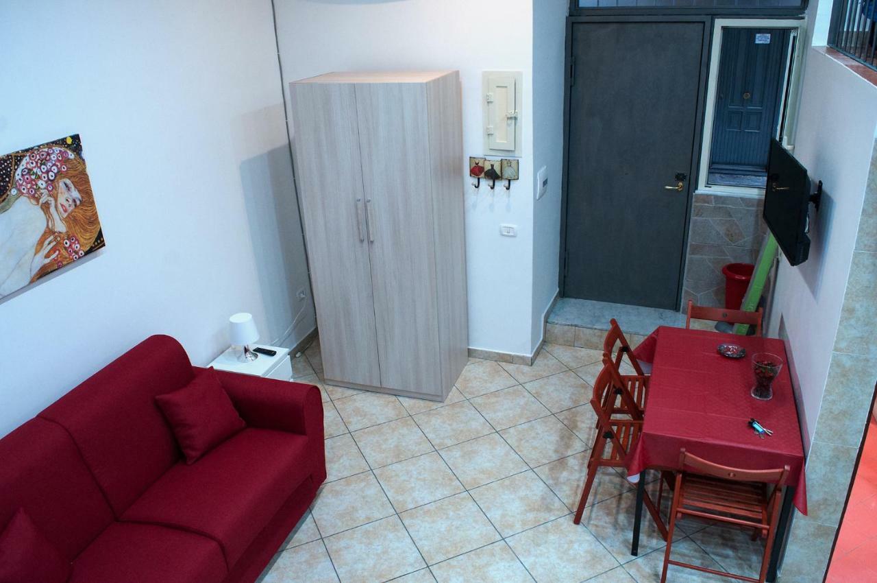 Rostory Appartement Napels